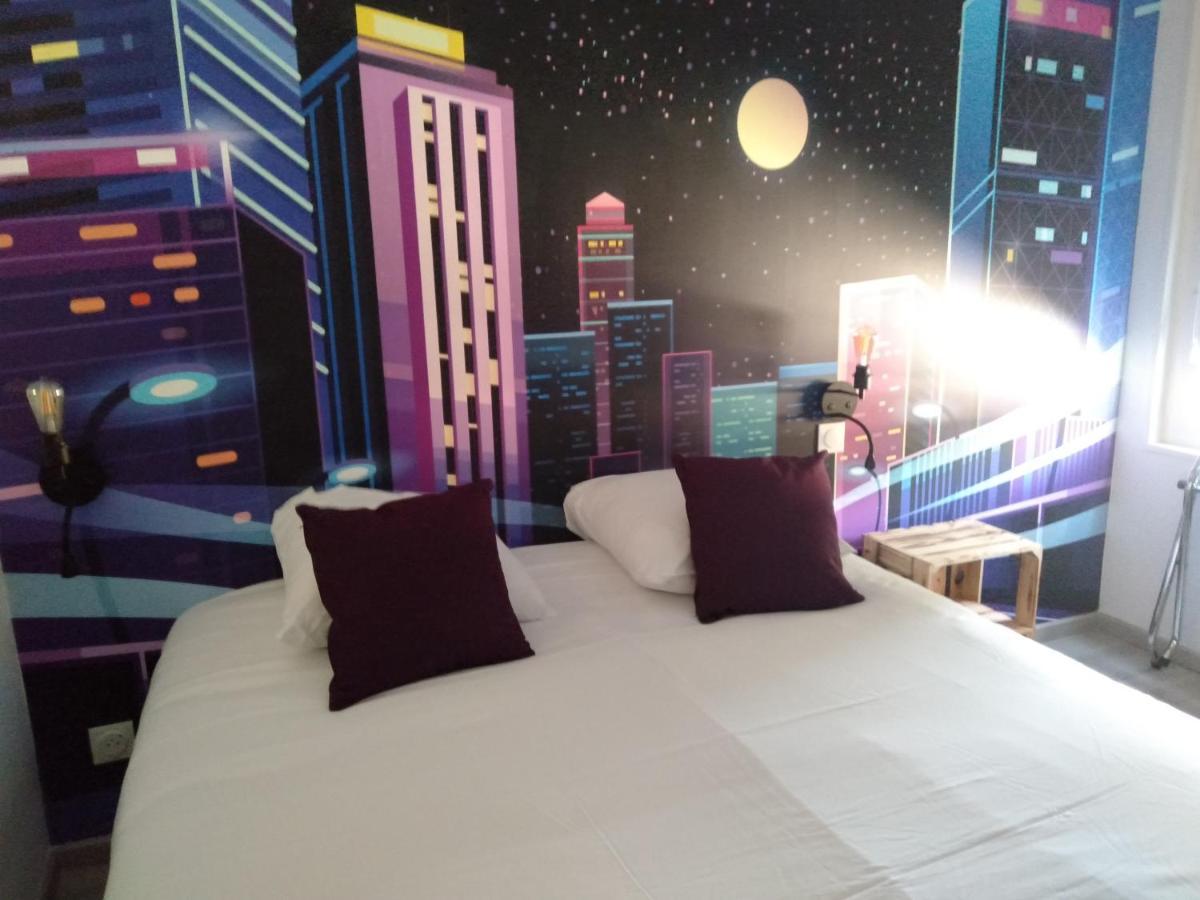 Urban Style Arl Hotel อาร์ลส์ ภายนอก รูปภาพ